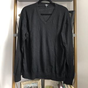 Uniqlo V-Neck Sweater XL